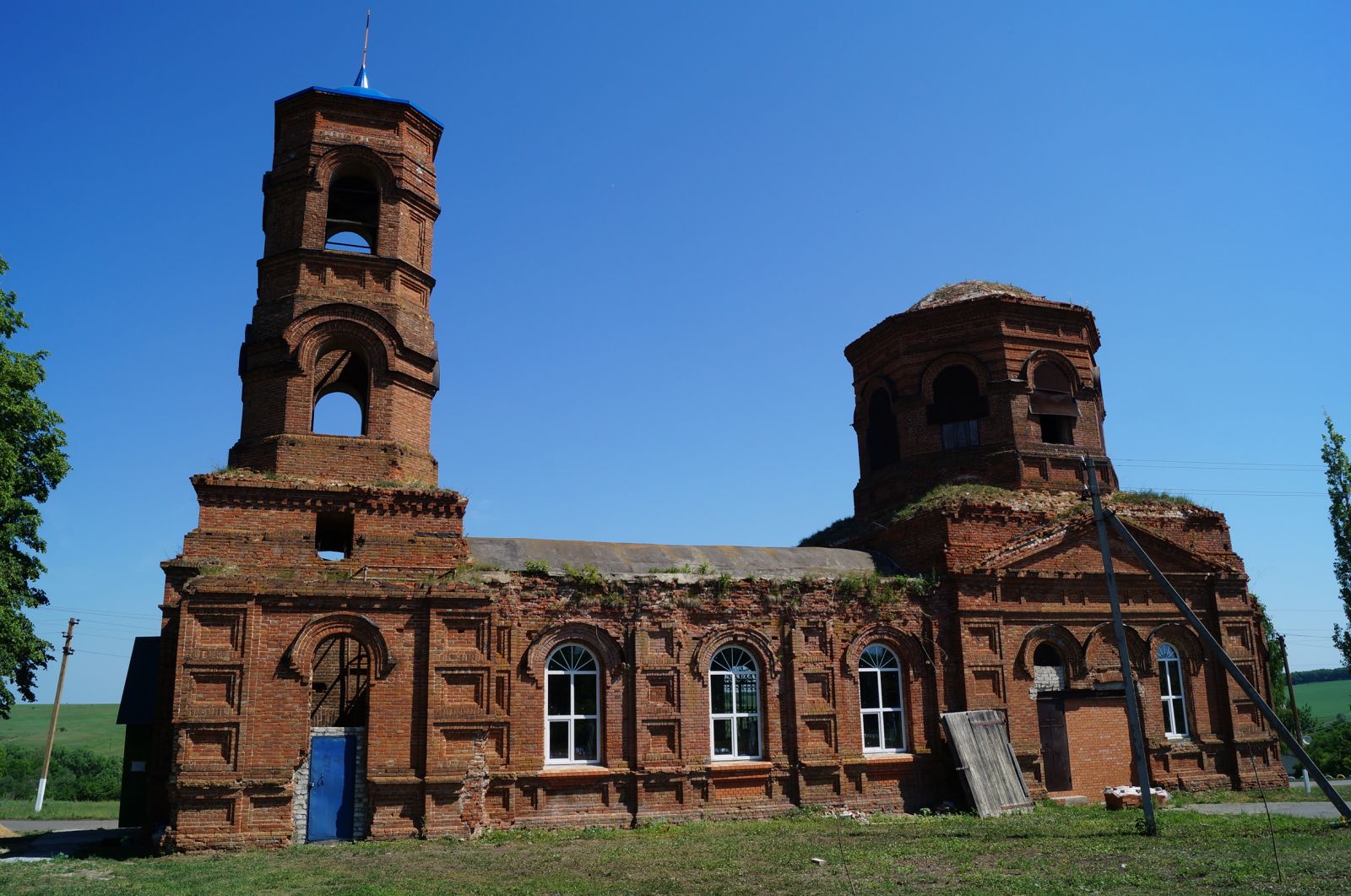 Храм иконы Божией Матери, именуемой Знамение.