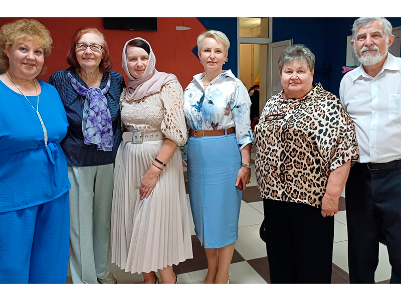 Выставка к 100-летию «Артека» открылась в селе Хохол.