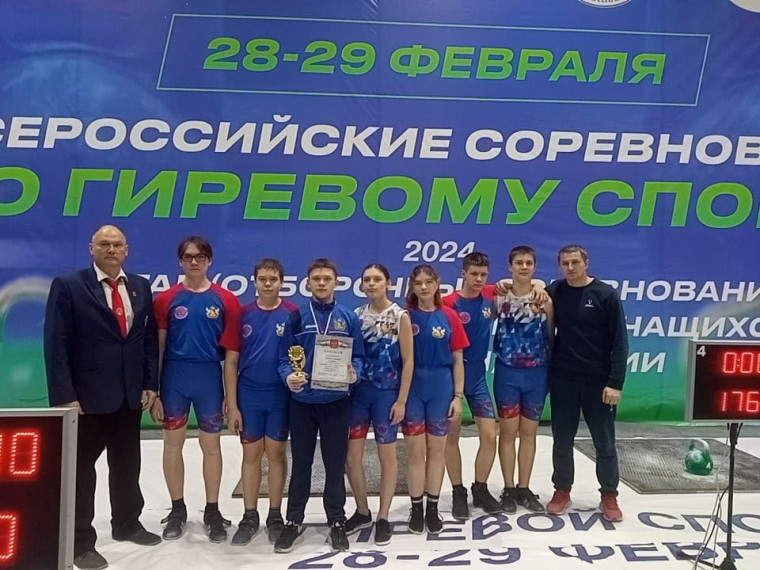 Стартовали Всероссийские соревнования по гиревому спорту. Стартовали Всероссийские соревнования по гиревому спорту.