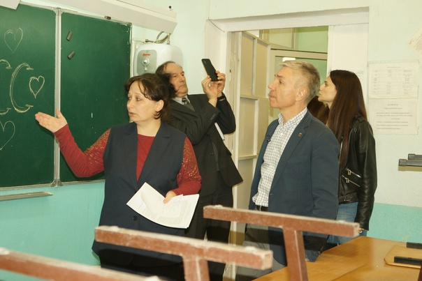 Евгений Ревенко побывал в Хохольском районе. Евгений Ревенко побывал в Хохольском районе.